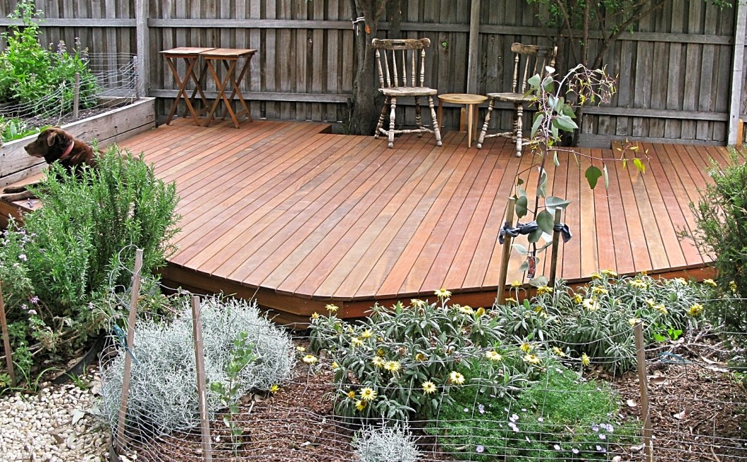 Spotted gum deck island 